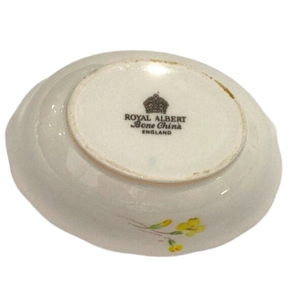 Vintage‎ Royal Albert England Bone China PRIMULETTE Pattern Sugar & Cream Set - Picture 3 of 7